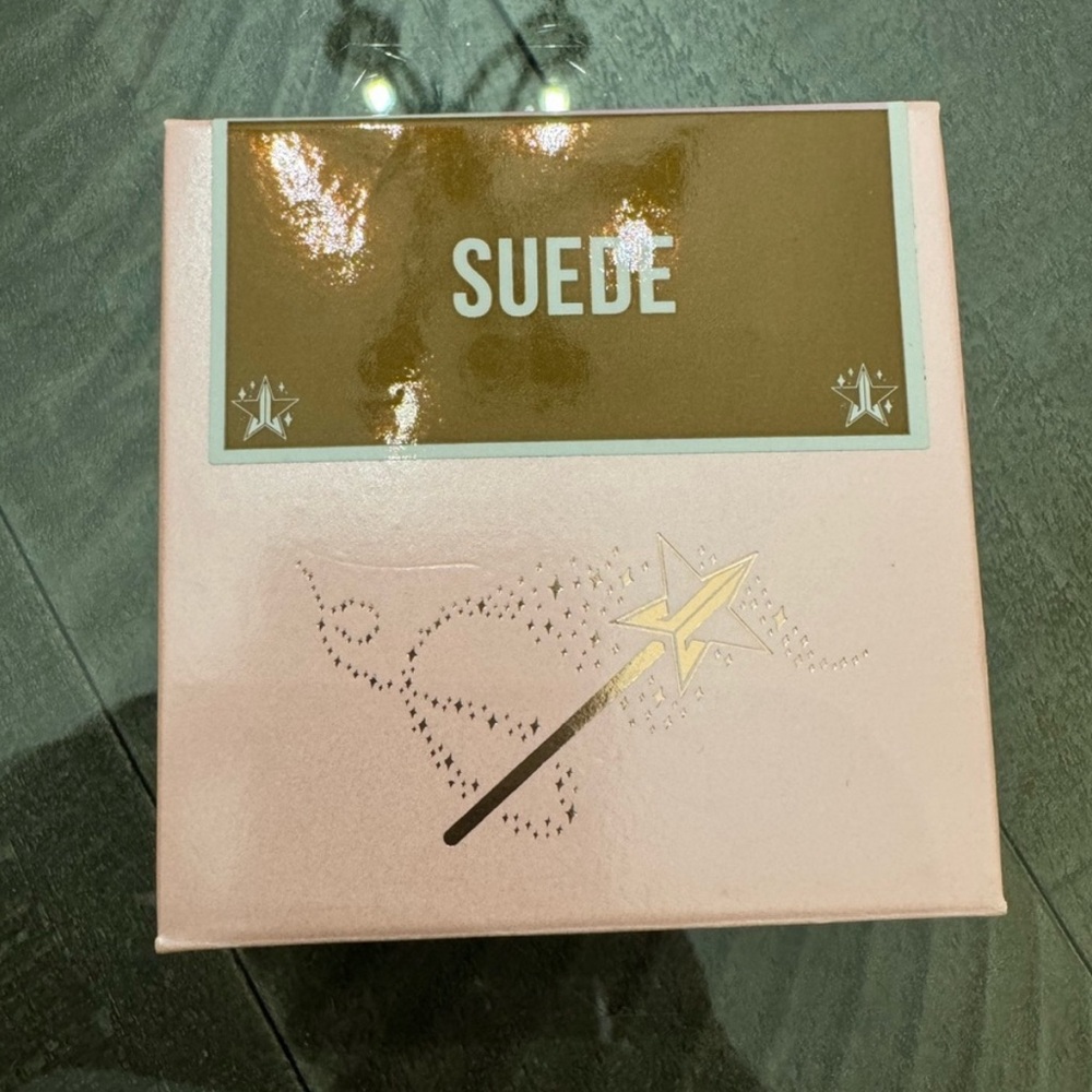 NEW JEFFREE STAR SUEDE LOOSE POWDER
